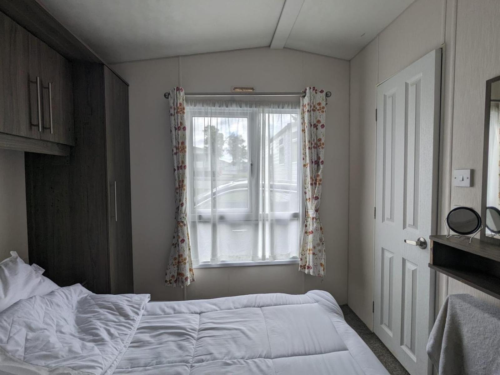 Hotel Ascot Tosside Exteriér fotografie